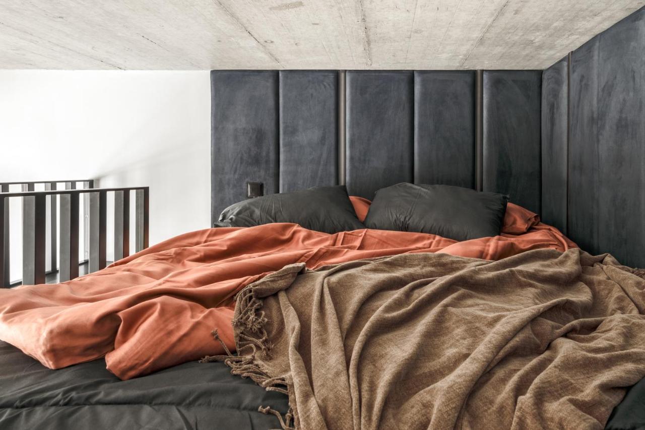 Ivis House Modern Apartment In Vilnius Old Town With Balcony Exterior photo