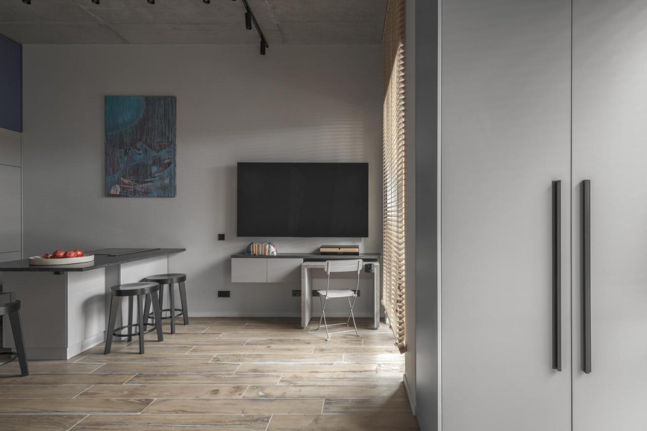 Ivis House Modern Apartment In Vilnius Old Town With Balcony Exterior photo