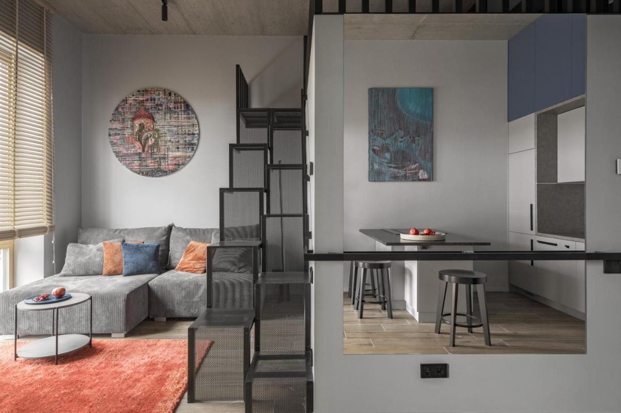 Ivis House Modern Apartment In Vilnius Old Town With Balcony Exterior photo
